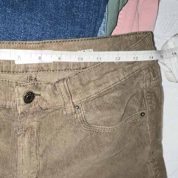 Kensie Olive Flare & Wide Leg Jeans - Picture 5 of 6